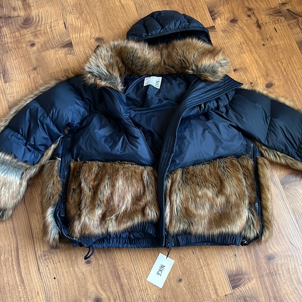 Nike x sacai puffer jacket fur nwt